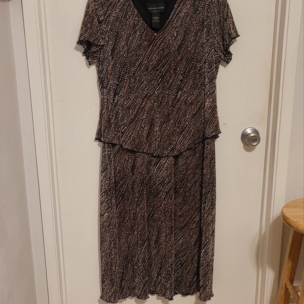 Women's Dress - Size 12 Petite - Short Sleeve